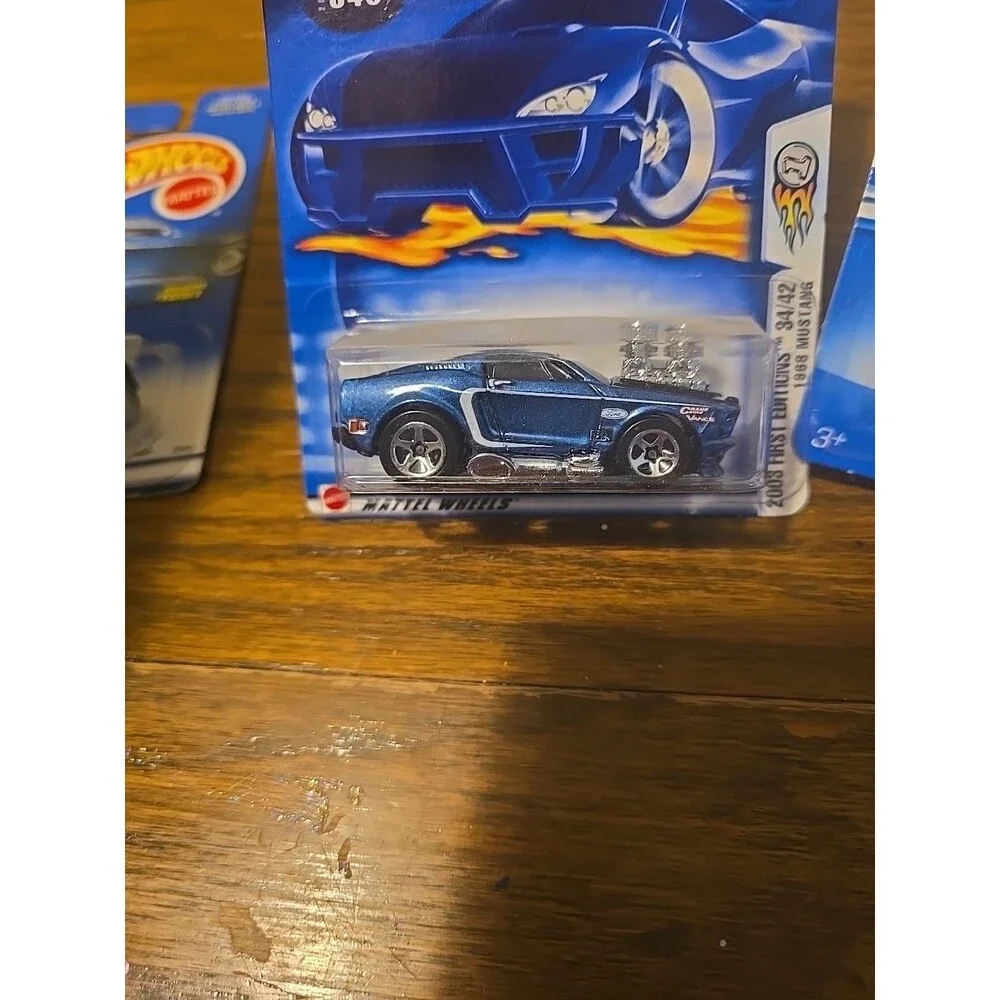 Hot Wheels 1996,65,68,68 Mustang